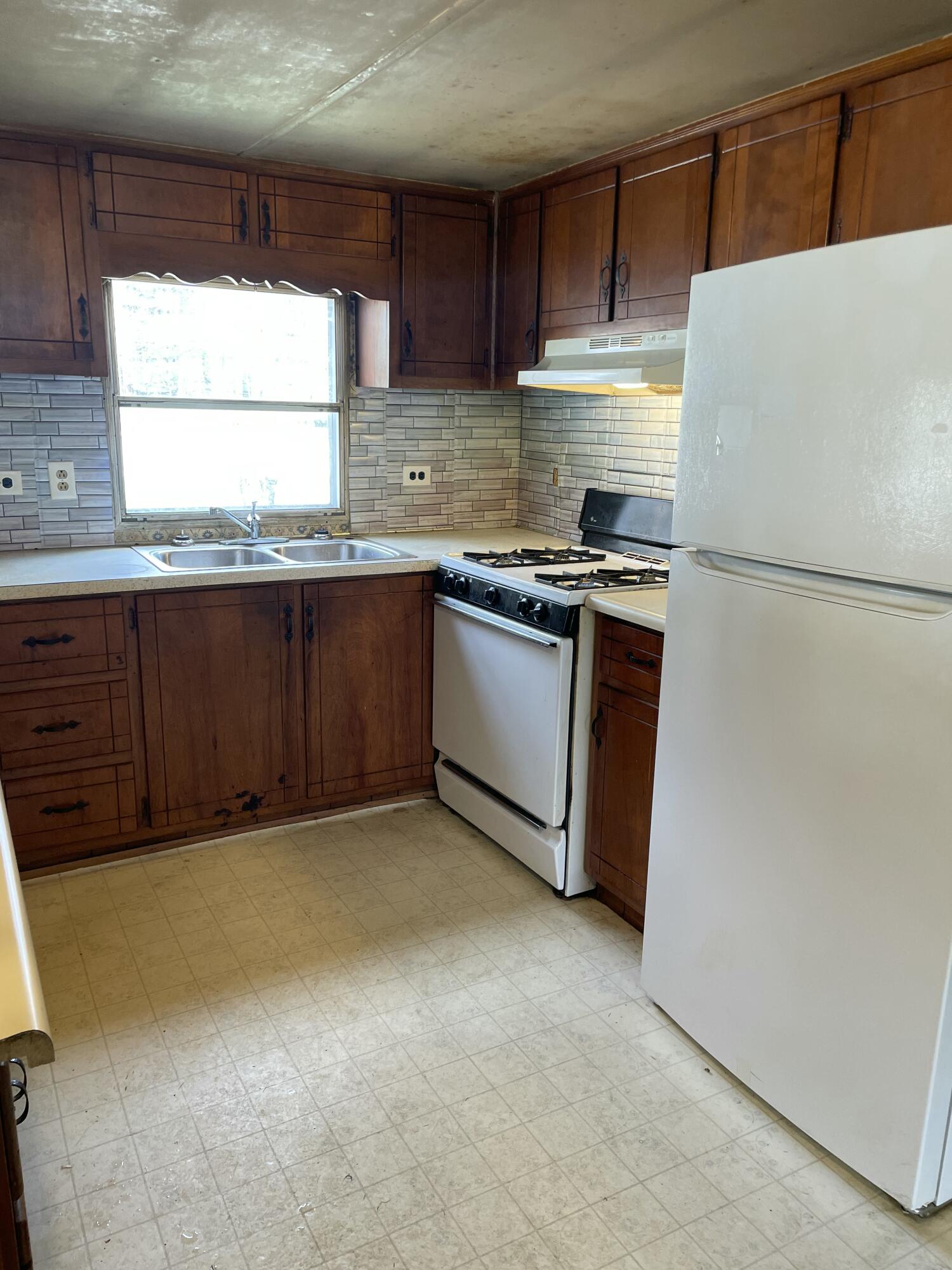 1120 Lewiston Road New Gloucester, ME 04260 - Photo 16 of 32 IMG_8874