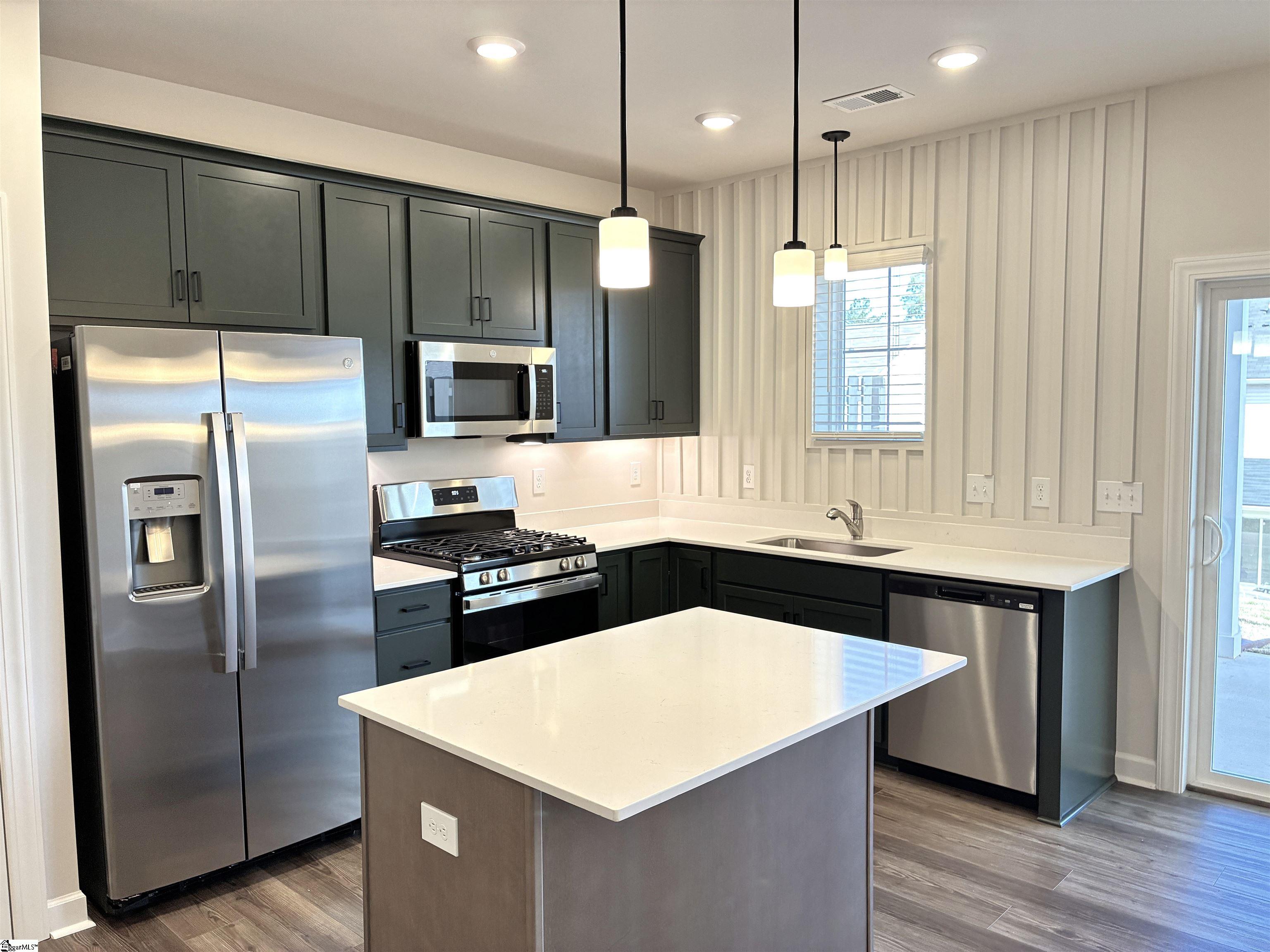 226 Crimson Tree Court Greenville, SC 29607 - Photo 5 of 25