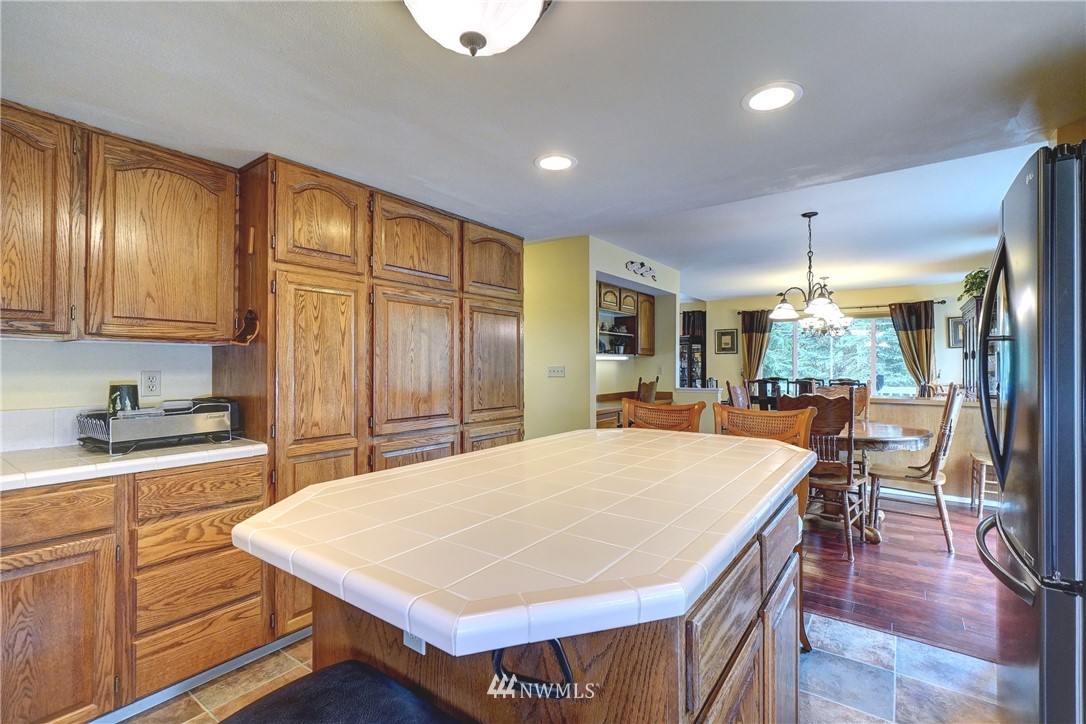 720 East Old Ranch Road Allyn, WA 98524 - Photo 16 of 36 Gallery Image 16