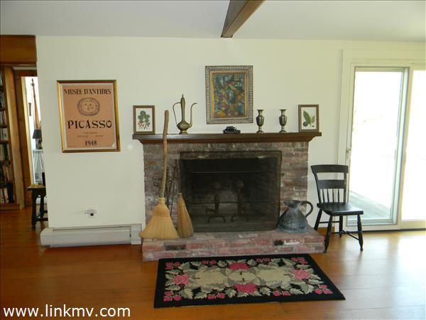32 Abel's Neck Road Chilmark, MA 02535 - Photo 13 of 15 http://d1qzqeyxiitrap.cloudfront.net/photos/24840/600/1fa222ad.jpg