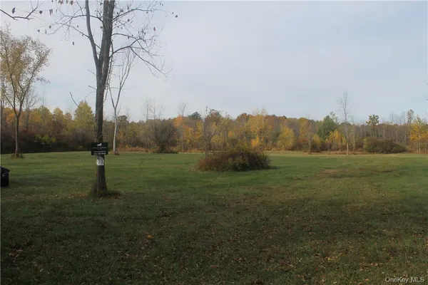 a view of an outdoor space and a yard