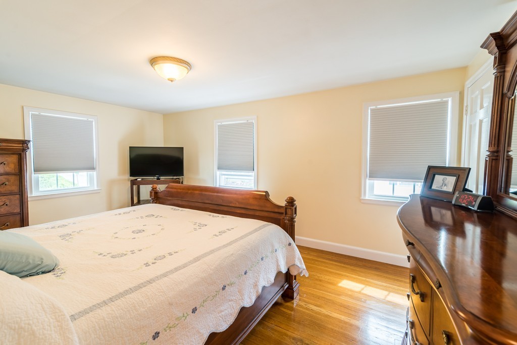 4 Stoneleigh Road Worcester, MA 01606 - Photo 25 of 27 Gallery Image 25