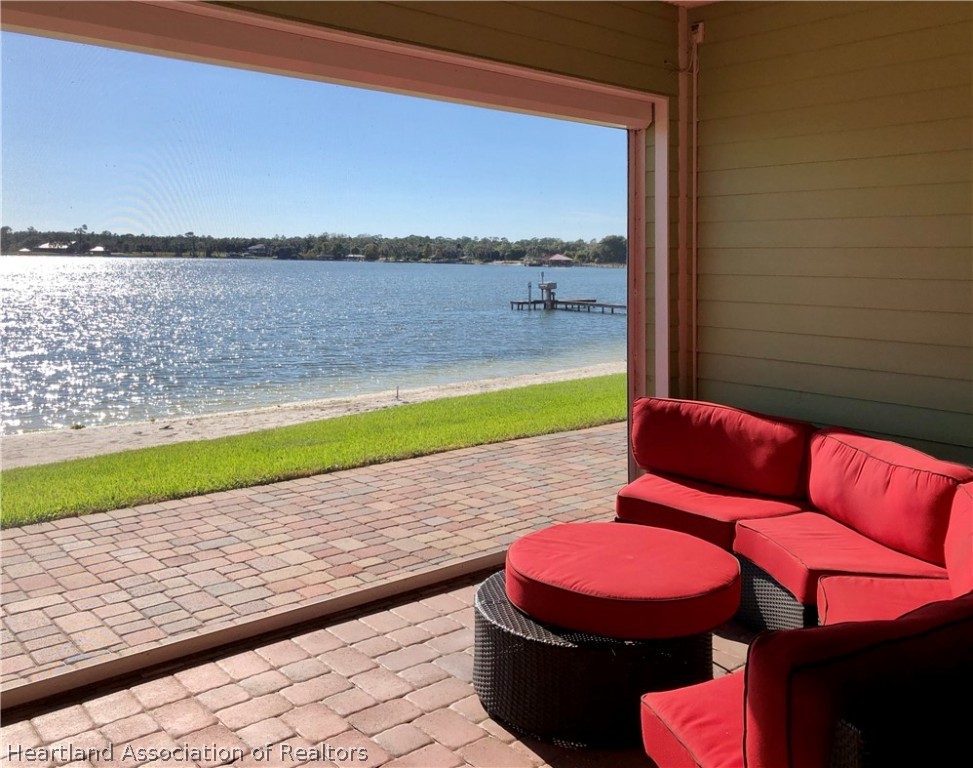 1116 Lake June Road Lake Placid, FL 33852 - Photo 4 of 31 Gallery Image 4