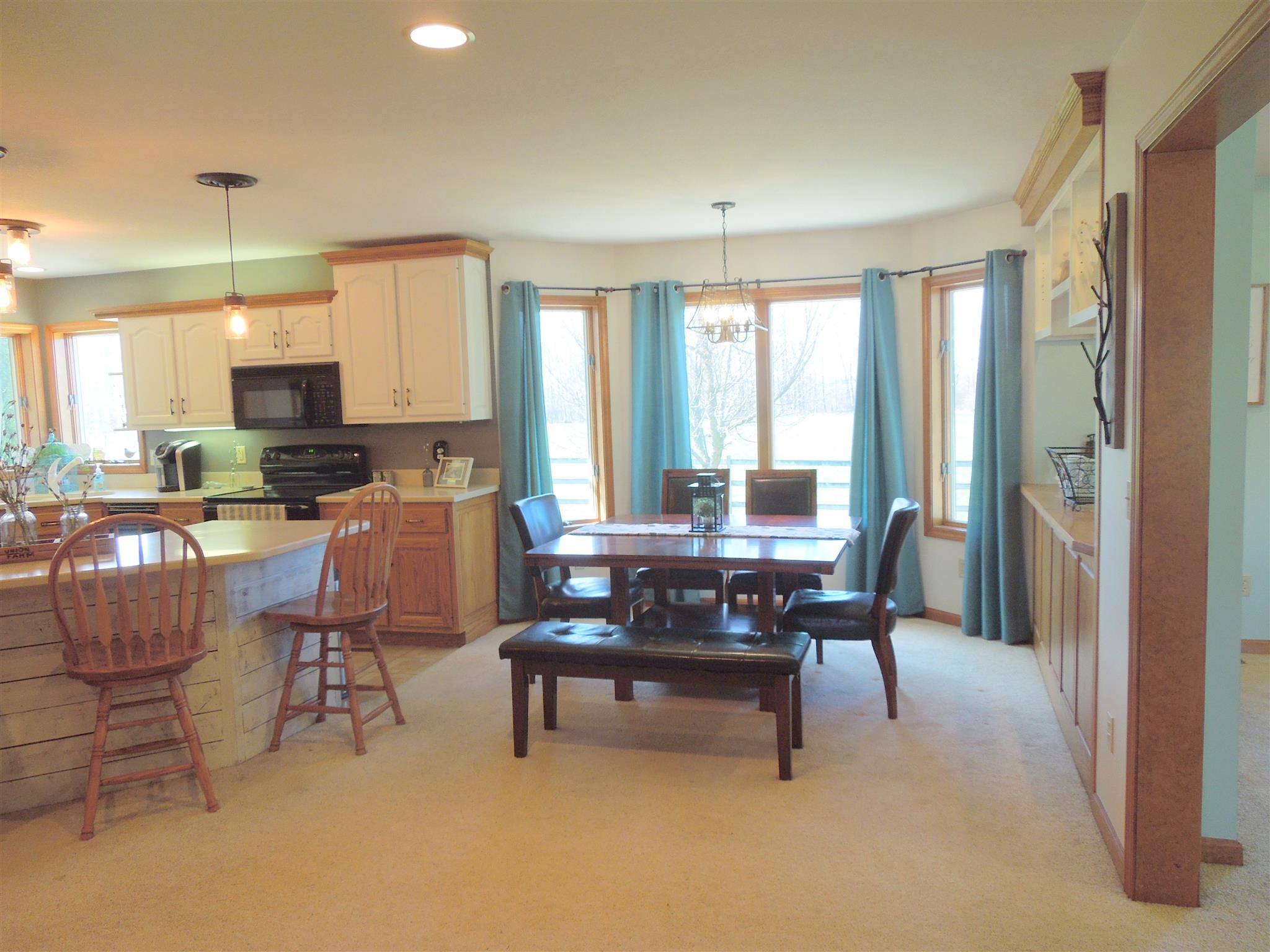 4524 Hursh Road Fort Wayne, IN 46845 - Photo 8 of 35 Gallery Image 8