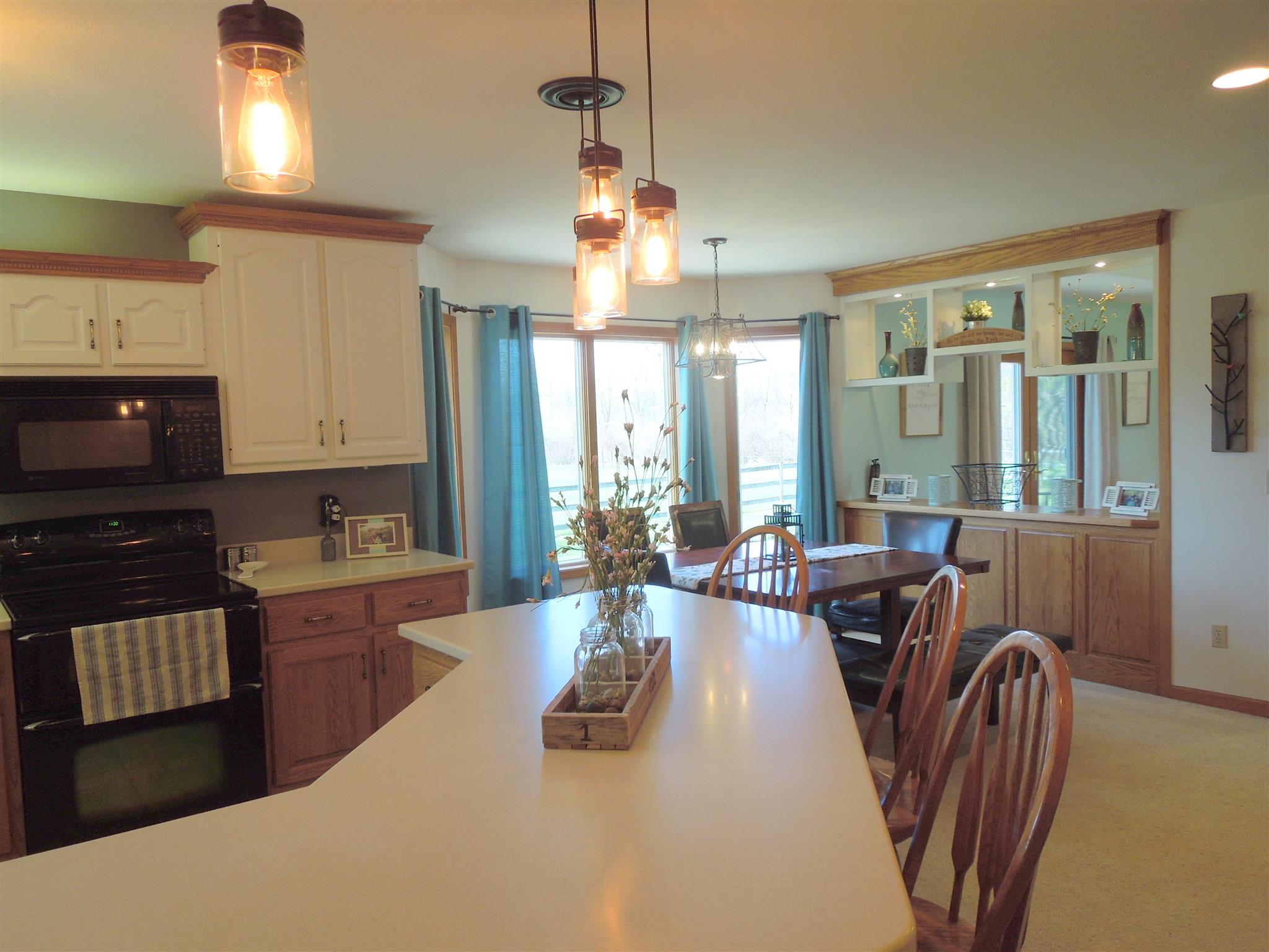 4524 Hursh Road Fort Wayne, IN 46845 - Photo 10 of 35 Gallery Image 10