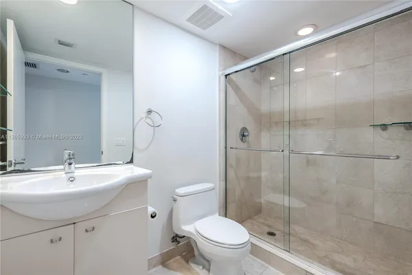 $6,500 | 1830 South Ocean Drive, Unit 3511, Hallandale Beach, FL 33009