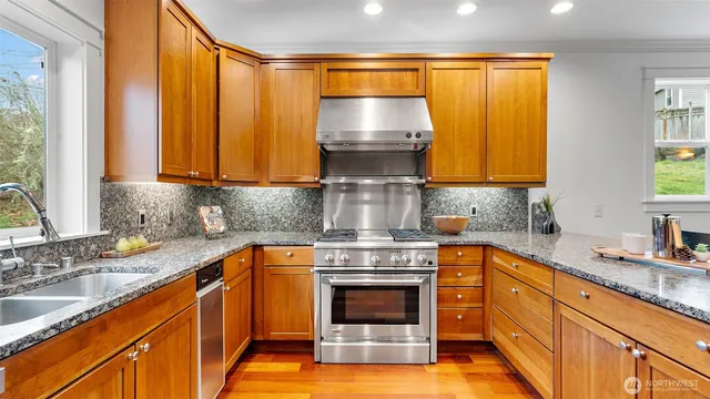 $1,187,000 | 2372 Douglas Drive Northeast, Bainbridge Island, WA 98110