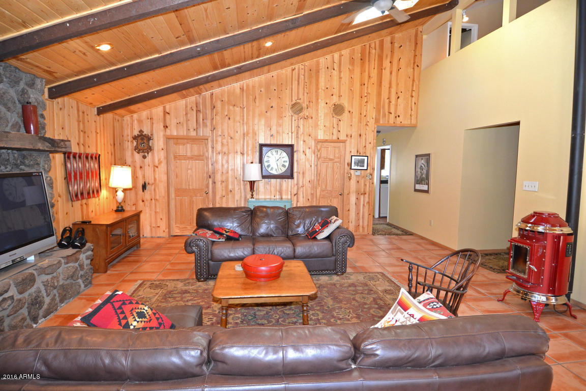 8290 North Roundtree Road Flagstaff, AZ 86001 - Photo 10 of 34 Another View of the Den