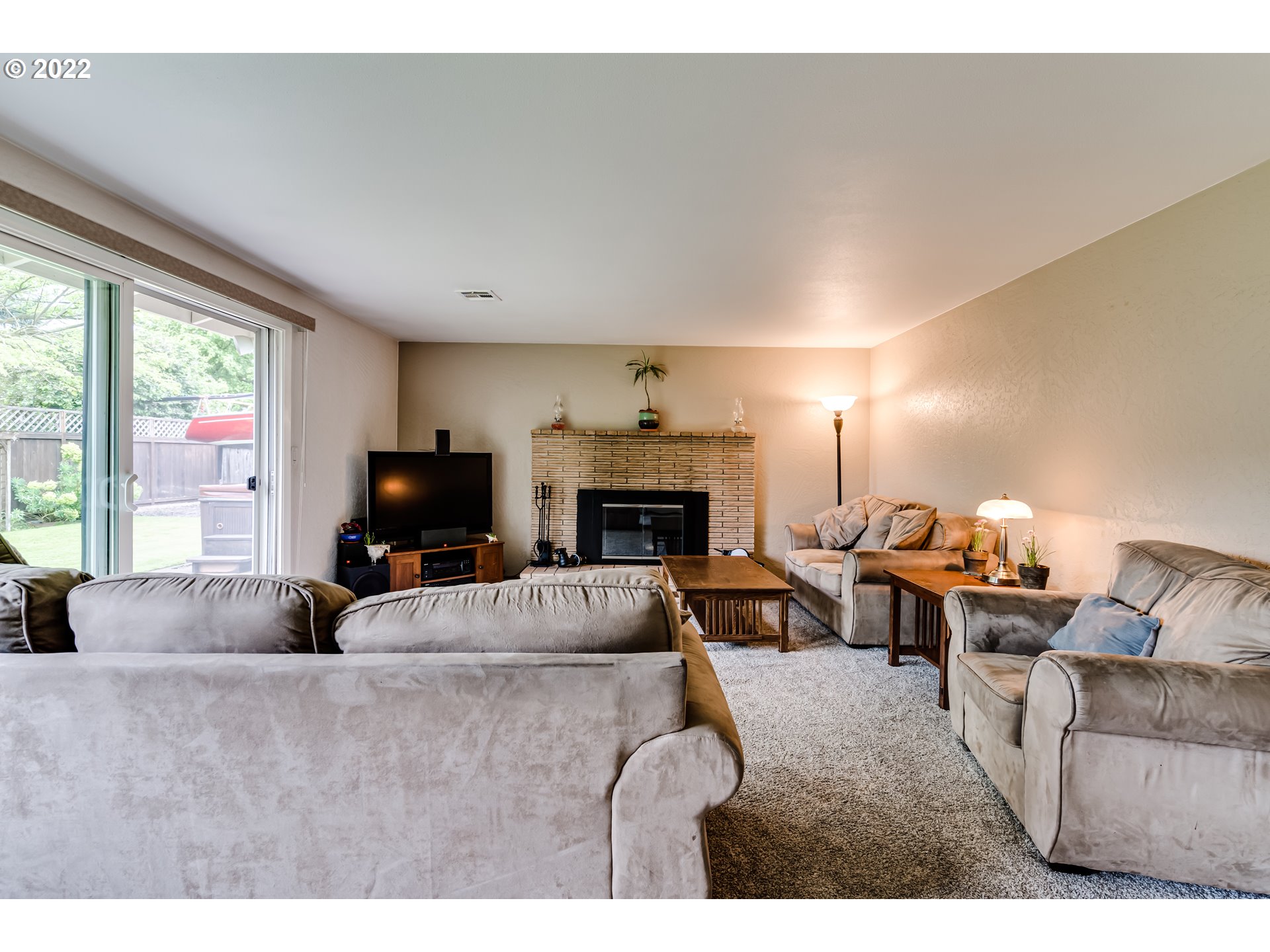 2748 Crocker Road Eugene, OR 97404 - Photo 12 of 27 Gallery Image 12