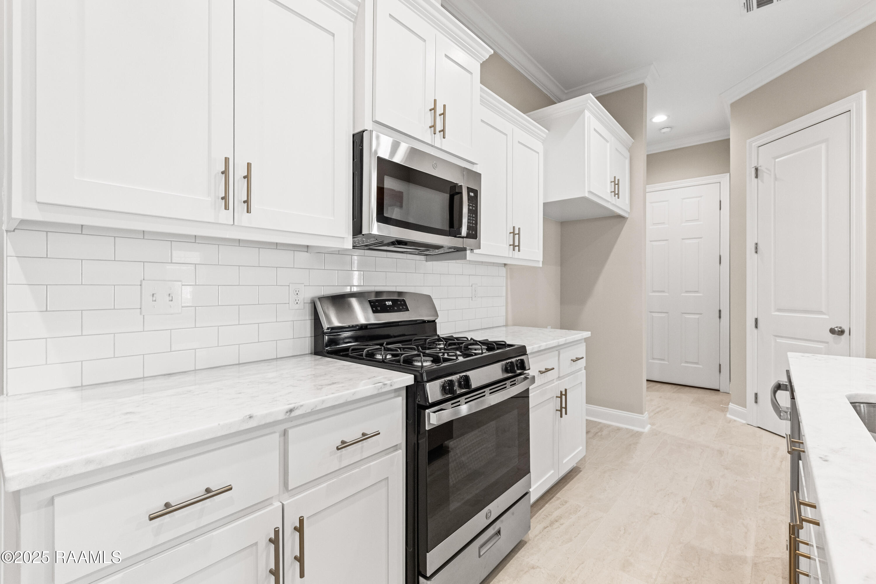 108 Lilian Lane Maurice, LA 70555 - Photo 19 of 42 108Lillian-54