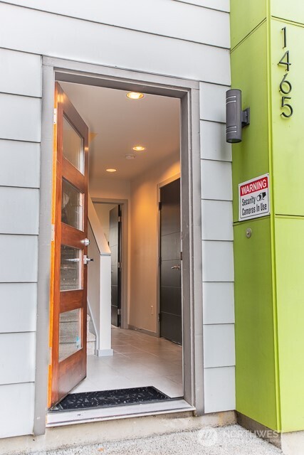 1465 South Columbian Way Seattle, WA 98144 - Photo 4 of 35