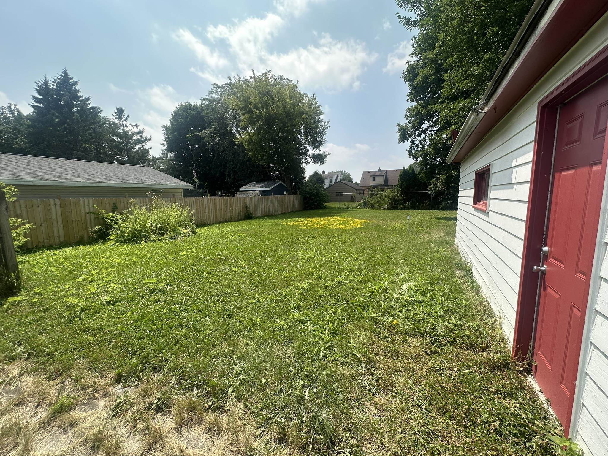 716 Appleton Street Menasha, WI 54952 - Photo 3 of 14