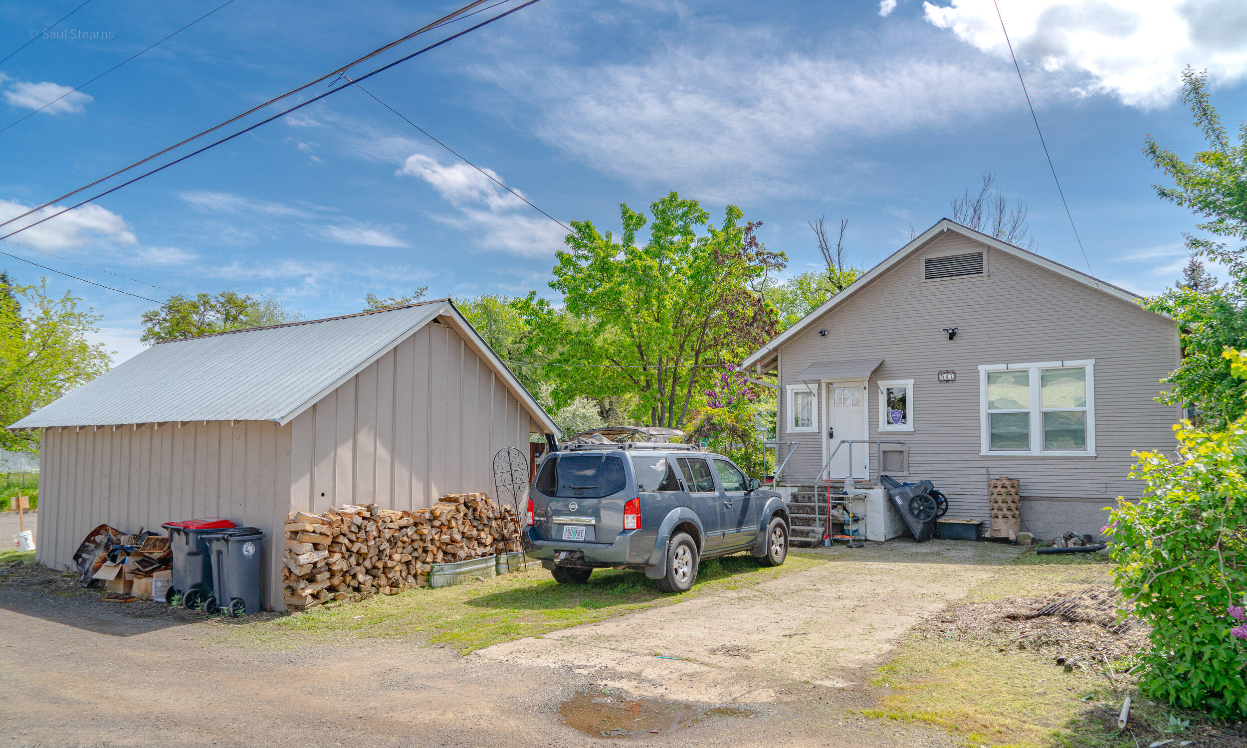 547 Laurel Street Central Point, OR 97502 - Photo 4 of 23
