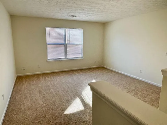 $2,200 | 2735 Meadow Trace Drive, Grayson, GA 30017