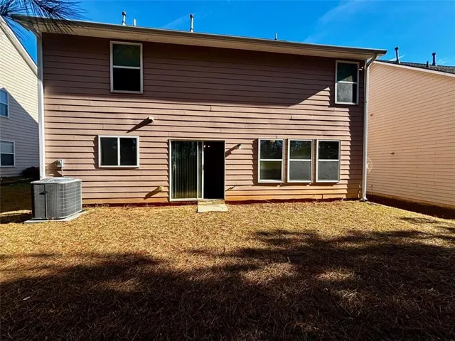 $2,200 | 2735 Meadow Trace Drive, Grayson, GA 30017