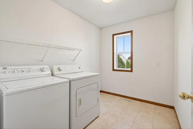 $529,000 | 6757 Urbandale Lane North, Maple Grove, MN 55311