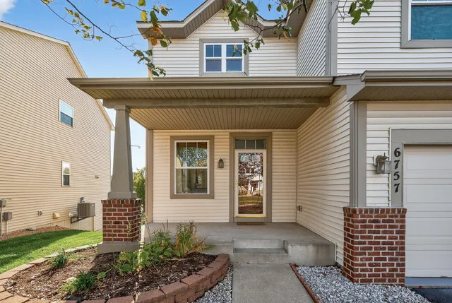 $529,000 | 6757 Urbandale Lane North, Maple Grove, MN 55311