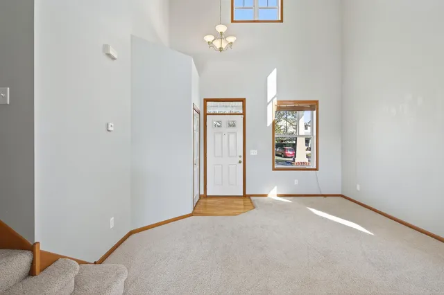 $529,000 | 6757 Urbandale Lane North, Maple Grove, MN 55311