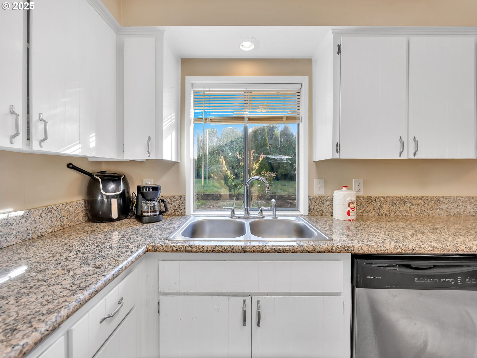 38510 Bickford Street Sandy, OR 97055 - Photo 10 of 33