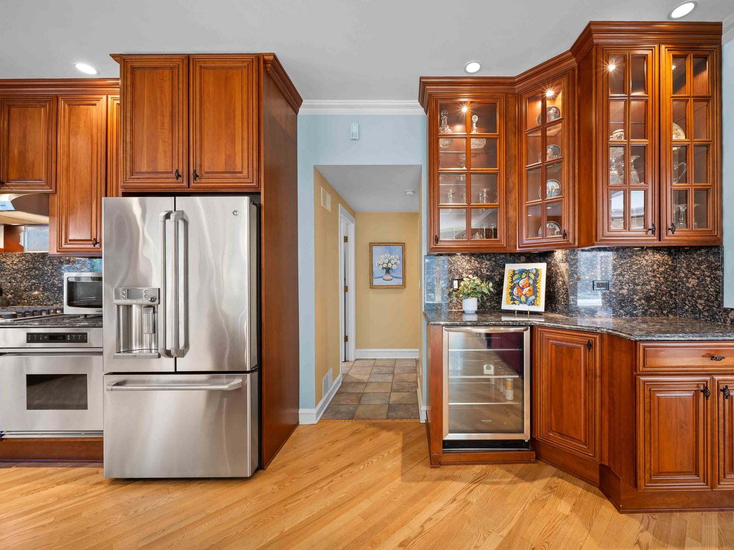 9530 Harding Avenue Evanston, IL 60203 - Photo 14 of 54