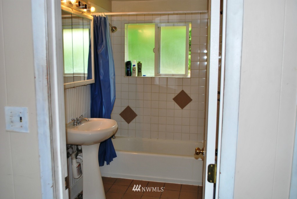 862 Pierce Avenue Northeast Renton, WA 98056 - Photo 8 of 8