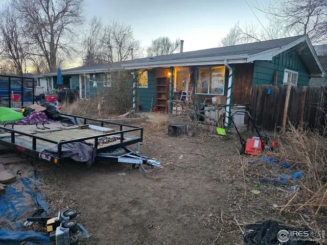 a view of outdoor space yard and patio