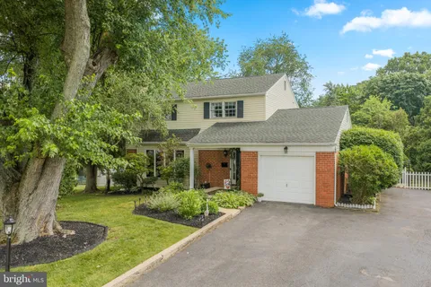 $895,000 | 217 Hemlock Lane, Springfield, PA 19064