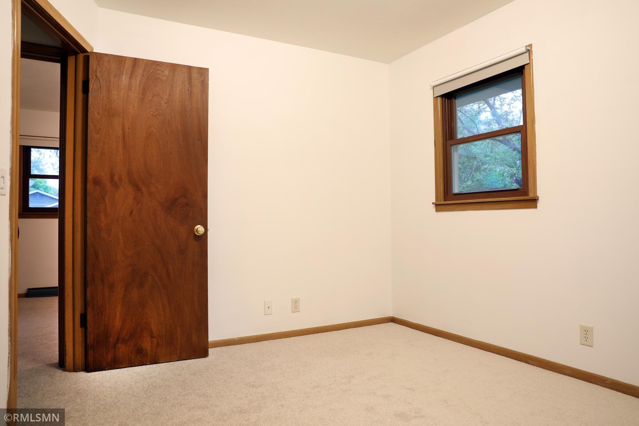3000 O'Henry Road Brooklyn Center, MN 55429 - Photo 8 of 9