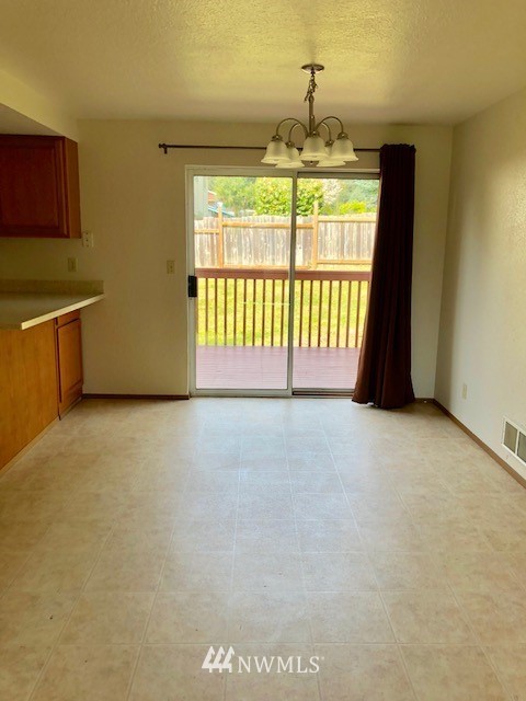 4403 Petersville Road Northeast Bremerton, WA 98310 - Photo 6 of 19 Gallery Image 6