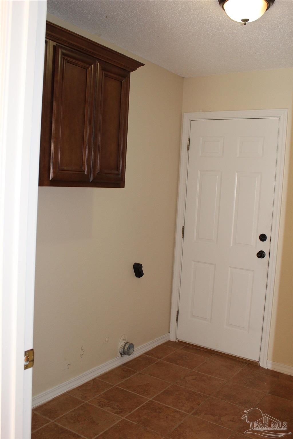 2129 Dog Track Road Pensacola, FL 32506 - Photo 10 of 16