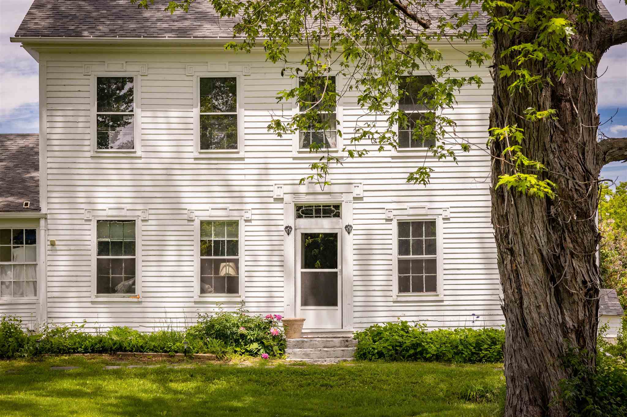 1324 Ferry Road Charlotte, VT 05445 - Photo 3 of 39 Gallery Image 3