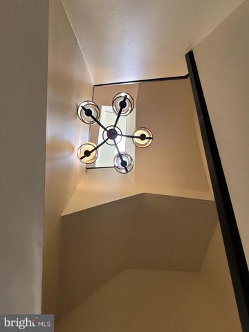 $475,000 | 426 Heatherwood Drive, Media, PA 19063