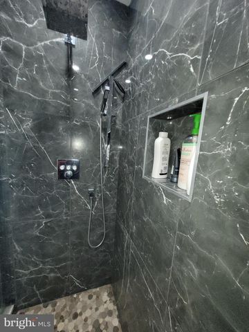 $475,000 | 426 Heatherwood Drive, Media, PA 19063