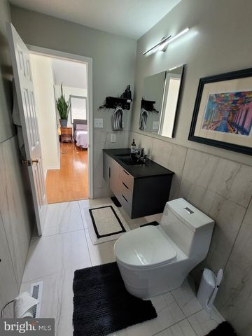 $475,000 | 426 Heatherwood Drive, Media, PA 19063