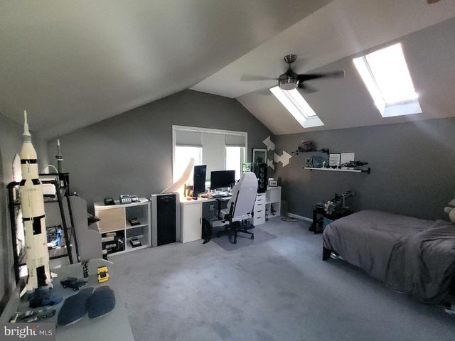 $475,000 | 426 Heatherwood Drive, Media, PA 19063