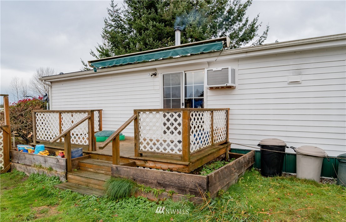 5406 Noon Road Bellingham, WA 98226 - Photo 2 of 40