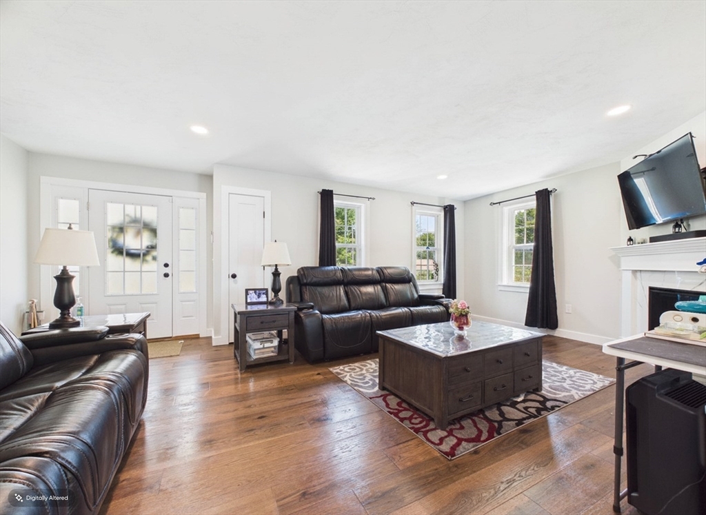 90 Howland Road Lakeville, MA 02347 - Photo 3 of 26