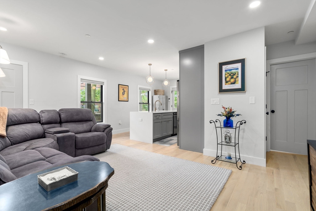 1069 Washington Street, Unit 2 Boston, MA 02124 - Photo 6 of 15