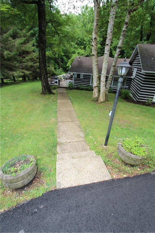 281 Orme Road Ligonier, PA 15658 - Photo 4 of 25