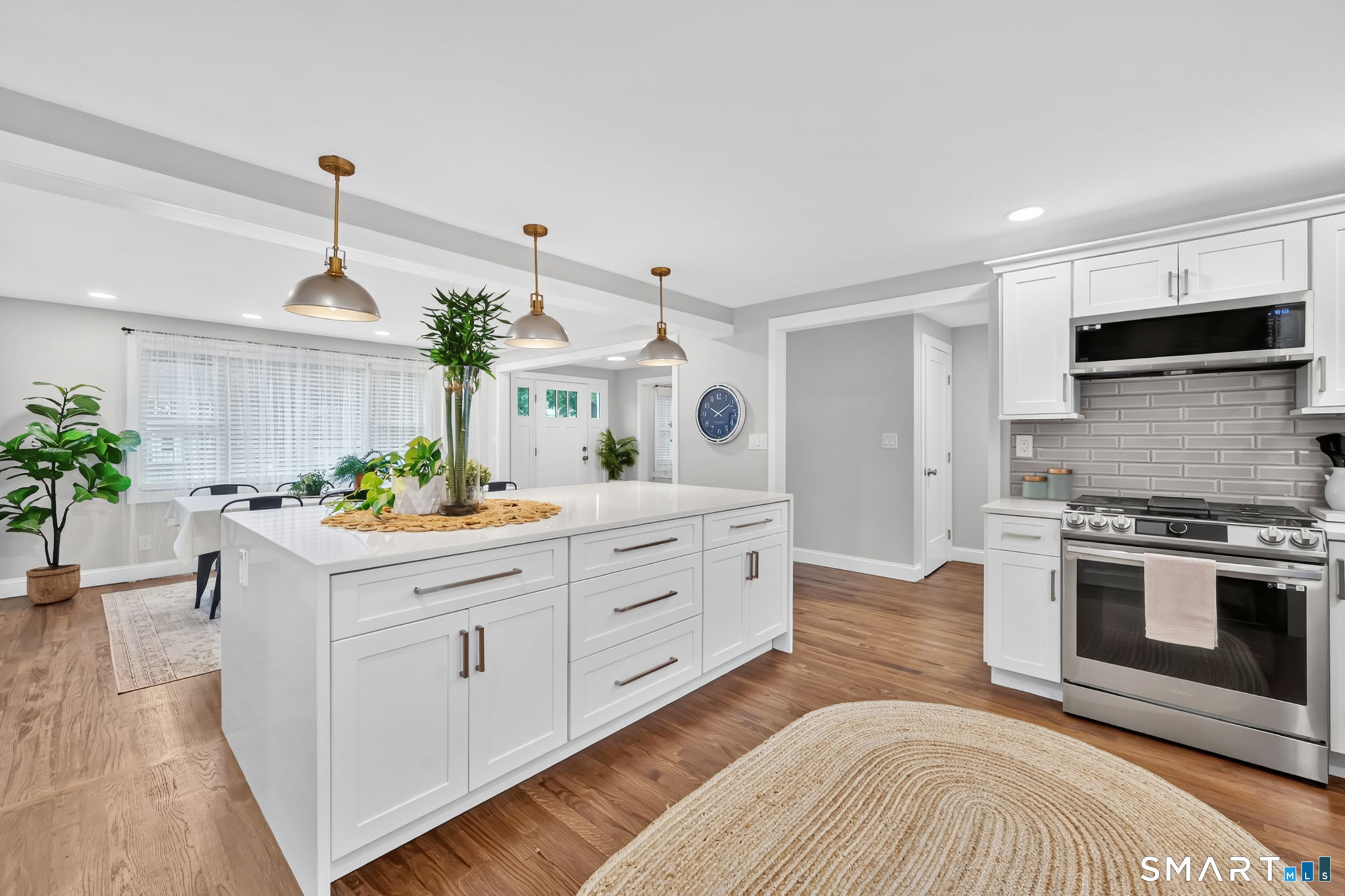 30 Avondale Road West Hartford, CT 06117 - Photo 9 of 40