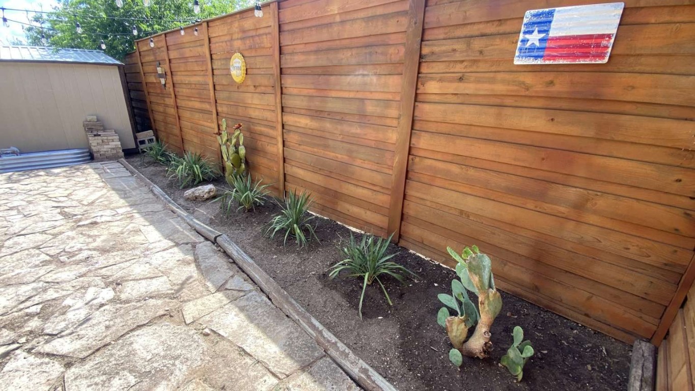 1202 Nix Road Lampasas, TX 76550 - Photo 15 of 20 View of patio featuring a shed