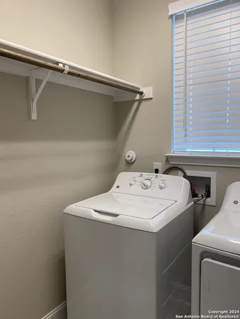 $1,895 | 13242 Chanute Field Drive, San Antonio, TX 78253