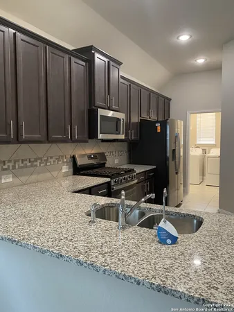 $1,895 | 13242 Chanute Field Drive, San Antonio, TX 78253