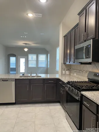 $1,895 | 13242 Chanute Field Drive, San Antonio, TX 78253
