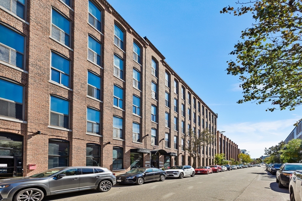 320 West 2nd Street, Unit 502 Boston, MA 02127 - Photo 19 of 21 a view of a building with a street