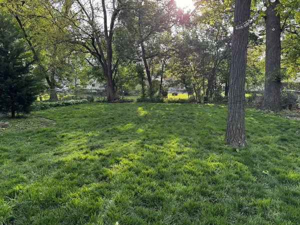 $289,800 | 367 North Lake Street, Grayslake, IL 60030