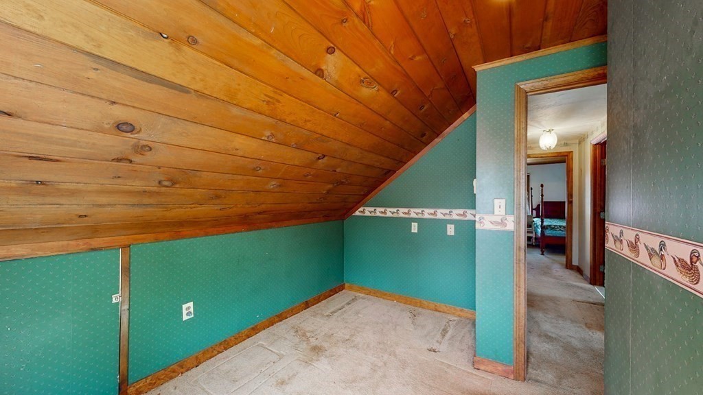 168 Beaconsfield Road Worcester, MA 01602 - Photo 26 of 33