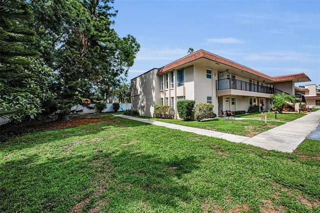 $164,834 | 9945 47th Avenue North, Unit 210, St. Petersburg, FL 33708