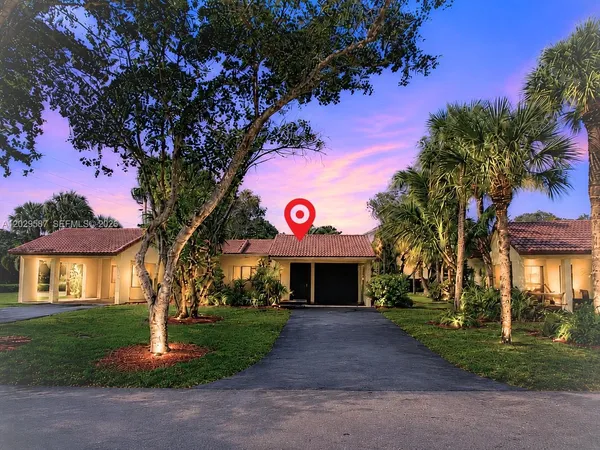 $449,999 | 16295 Laurel Drive, Unit 2, Weston, FL 33326