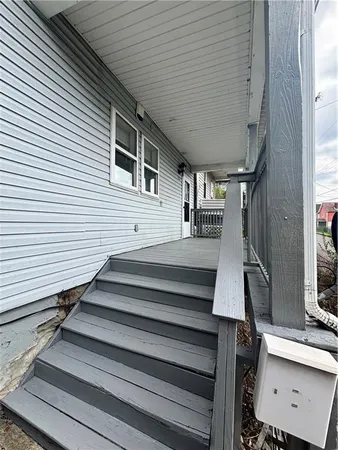 $1,300 | 527 Stokes Avenue, Braddock, PA 15104